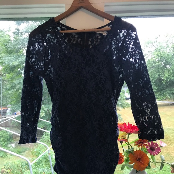 Jessica Simpson Maternity navy 3/4 sleeve  blouse - Picture 2 of 5